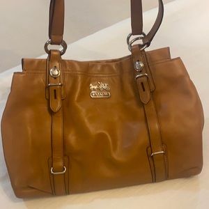 Coach bag. Cognac in good shape